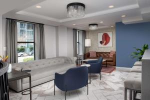Posezení v ubytování West End Washington DC, Tapestry Collection by Hilton