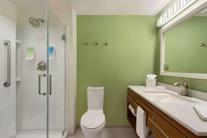 Home2 Suites by Hilton Denver Highlands Ranch的一间浴室