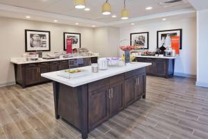 a waiting room with a counter in a pharmacy at Hampton Inn Eufaula Al in Eufaula