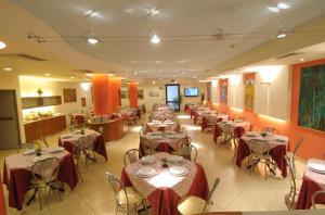 Restaurace v ubytování Palace Hotel Due Ponti