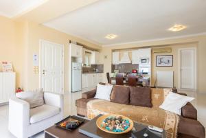 A kitchen or kitchenette at Villa Magda