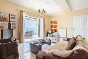 A seating area at Villa Magda
