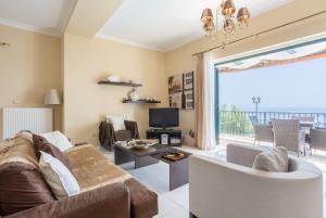 A television and/or entertainment centre at Villa Magda