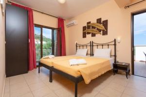 Postel nebo postele na pokoji v ubytování Villa Marina + 32 fotografií