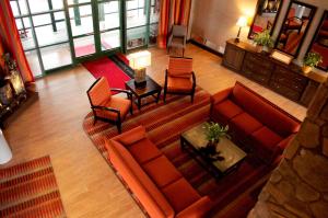 Posezení v ubytování Hampton Inn & Suites Flagstaff - West