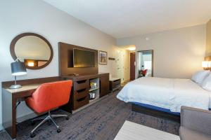 Postel nebo postele na pokoji v ubytování Hampton Inn & Suites Flagstaff - West