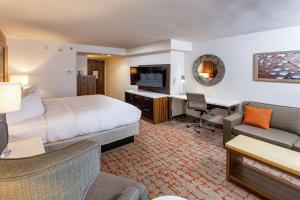 DoubleTree by Hilton Appleton, WI的休息区