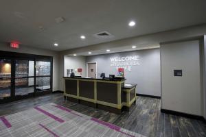 Hampton Inn & Suites Ridgeland大厅或接待区