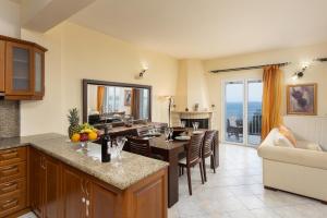 Fotografie z fotogalerie ubytování Villa Sunrise v destinaci Nisakion