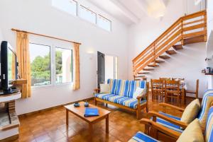 Et tv og/eller underholdning på Eulalia Uno