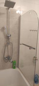 Bilik mandi di Sun garden apartment +72 gambar