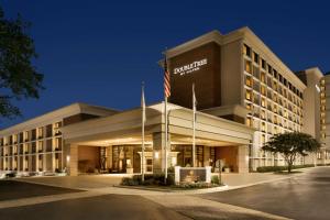 a rendering of the exterior of a hotel at DoubleTree by Hilton McLean Tysons in Tysons Corner