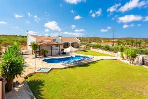 Πισίνα στο ή κοντά στο Villa Thea