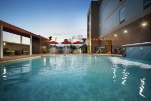 Bassein majutusasutuses Home2 Suites By Hilton McAllen või selle lähedal