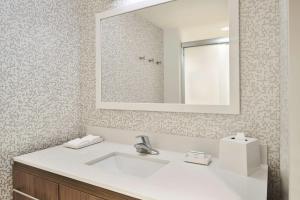 Koupelna v ubytování Home2 Suites By Hilton Palm Bay I 95