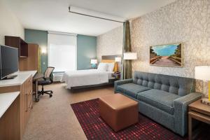 Postel nebo postele na pokoji v ubytování Home2 Suites By Hilton Palm Bay I 95 + 18 fotografií