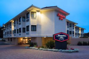 Certifikát, hodnocení, plakát nebo jiný dokument vystavený v ubytování Hampton Inn Monterey