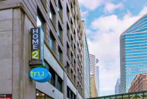 Tru By Hilton Minneapolis Downtown的证书、奖牌、标识或其他文件