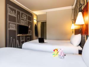 Postel nebo postele na pokoji v ubytování ibis Hotel Brussels off Grand'Place