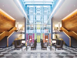 พื้นที่นั่งเล่นของ Mövenpick Hotel Stuttgart Airport