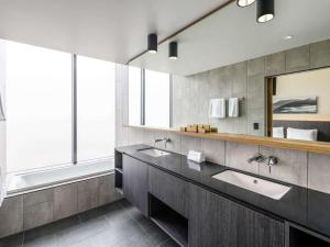 Koupelna v ubytování Mövenpick Hotel Hobart