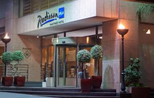 Majutusasutuse Radisson Blu Martinez Beirut fassaad või sissepääs