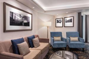 Posezení v ubytování Radisson Blu Hotel, Dubai Deira Creek