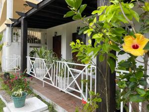 Ein Garten an der Unterkunft Starlight Chalet & Health Spa