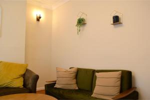 Fotografie z fotogalerie ubytování Canterbury King bed house with Free Parking & Garden v destinaci Canterbury