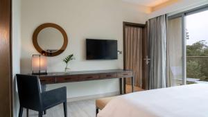 Postel nebo postele na pokoji v ubytování Radisson Blu Hotel & Residence Nairobi Arboretum