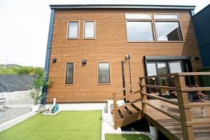 Budova, kde se vila nachází