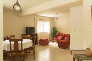 TV a/nebo společenská místnost v ubytování Duplex en Mendoza capital