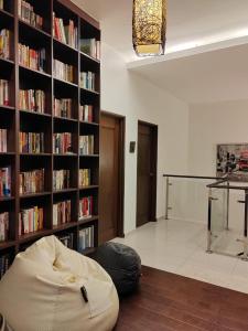 Biblioteca nell'appartamento
