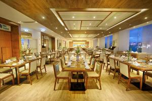 Restaurace v ubytování A La Carte Da Nang Beach