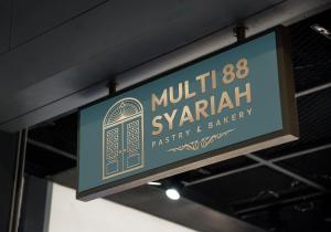 Vottorð, verðlaun, skilti eða annað skjal til sýnis á Multi 88 Syariah