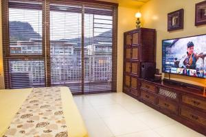 Billede fra billedgalleriet på Deluxe family beach apartment with lagoon view at Pico de Loro i Nasugbu