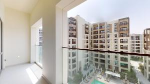 Fotografie z fotogalerie ubytování Primestay - Vida Residences 2BR at Creek Beach v Dubaji