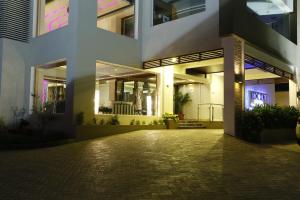 Fotografie z fotogalerie ubytování Hotel Moonlit Regency v destinaci Thodupuzha