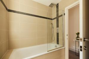 The Kilburn Crib - Stunning 3BDR Flat
