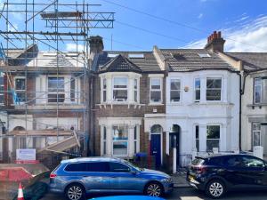 The Kilburn Crib - Stunning 3BDR Flat