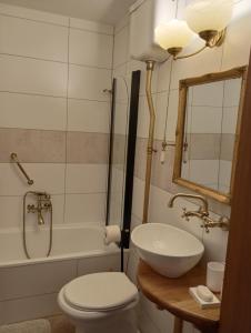 Φωτογραφία από το άλμπουμ του Domki nad Jeziorem σε Rajgrod