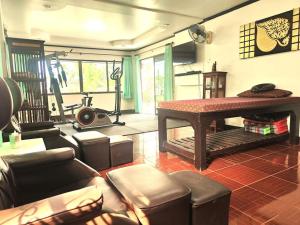 Fitness centrum a/nebo fitness zařízení v ubytování Benji Home