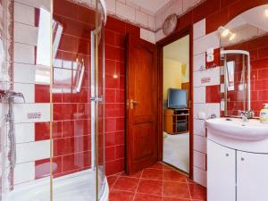 Koupelna v ubytování Holiday Home Narcisse by Interhome