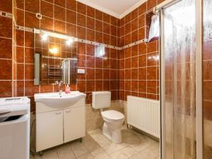 Koupelna v ubytování Holiday Home Narcisse by Interhome