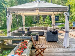 Posezení v ubytování Holiday Home Lauluranta by Interhome