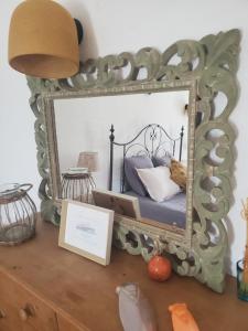 Postel nebo postele na pokoji v ubytování Le Jas des Cannebieres