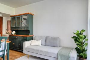 Nhà bếp/bếp nhỏ tại Blue Wave, a Home in Madeira +20 ảnh