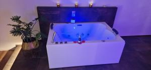 Foto sihtkohas Sursee asuva majutusasutuse Privat-Spa mit Whirlpool und Sauna in Sursee galeriist +37 fotot