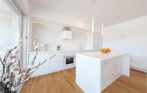 Nhà bếp/bếp nhỏ tại Villa South