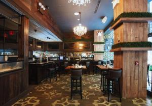 Restorāns vai citas vietas, kur ieturēt maltīti, naktsmītnē Hilton Garden Inn New York/Midtown Park Avenue